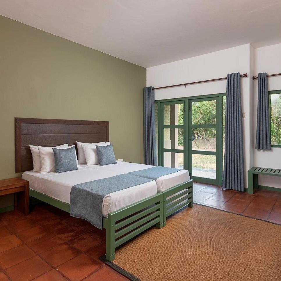 เอเลแฟ้นท์รีชโฮเต็ล–ยาล่า Hotel ยาลา ภายนอก รูปภาพ